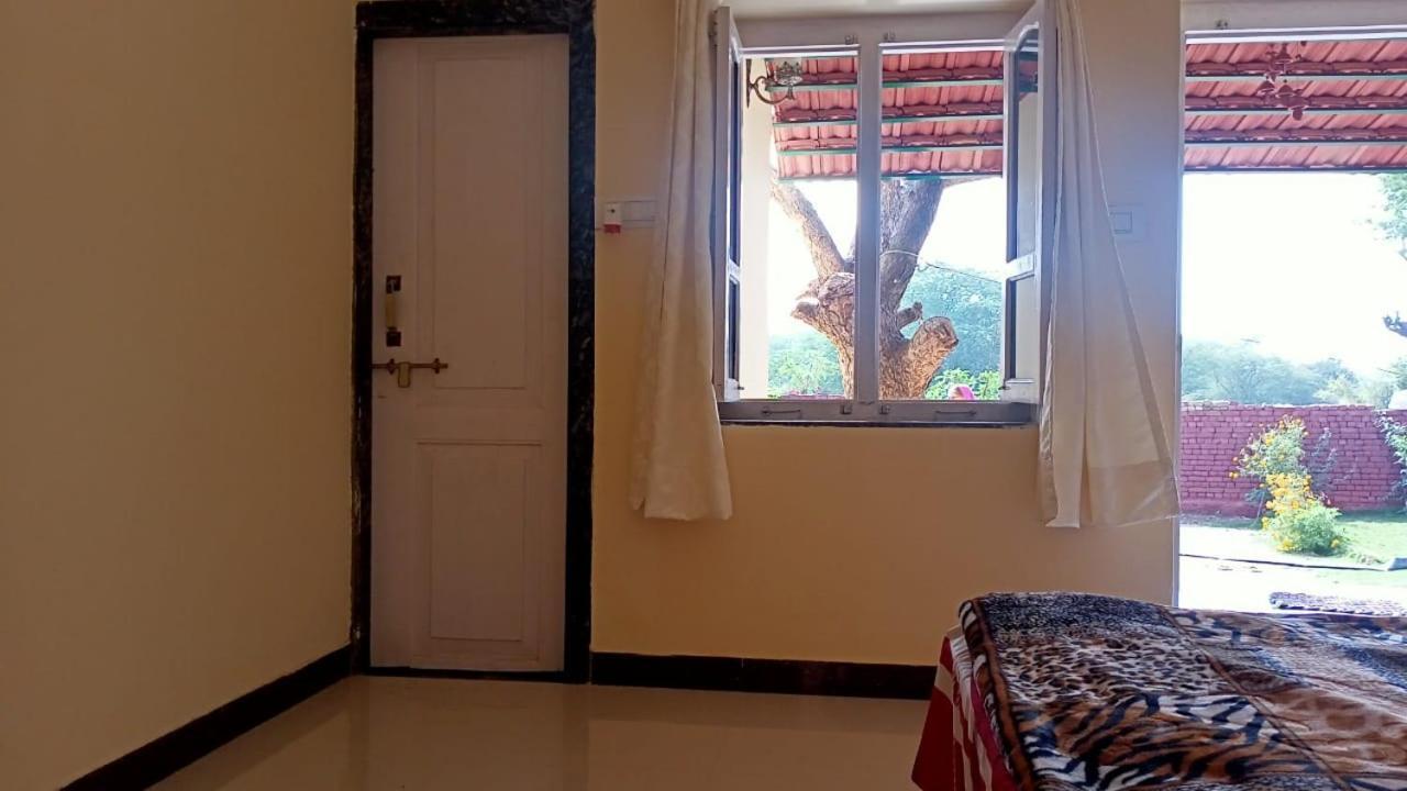 Jawai Balwant Villas Bijapur  Buitenkant foto