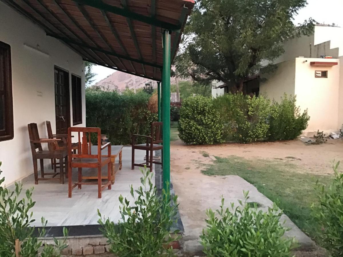 Jawai Balwant Villas Bijapur  Buitenkant foto