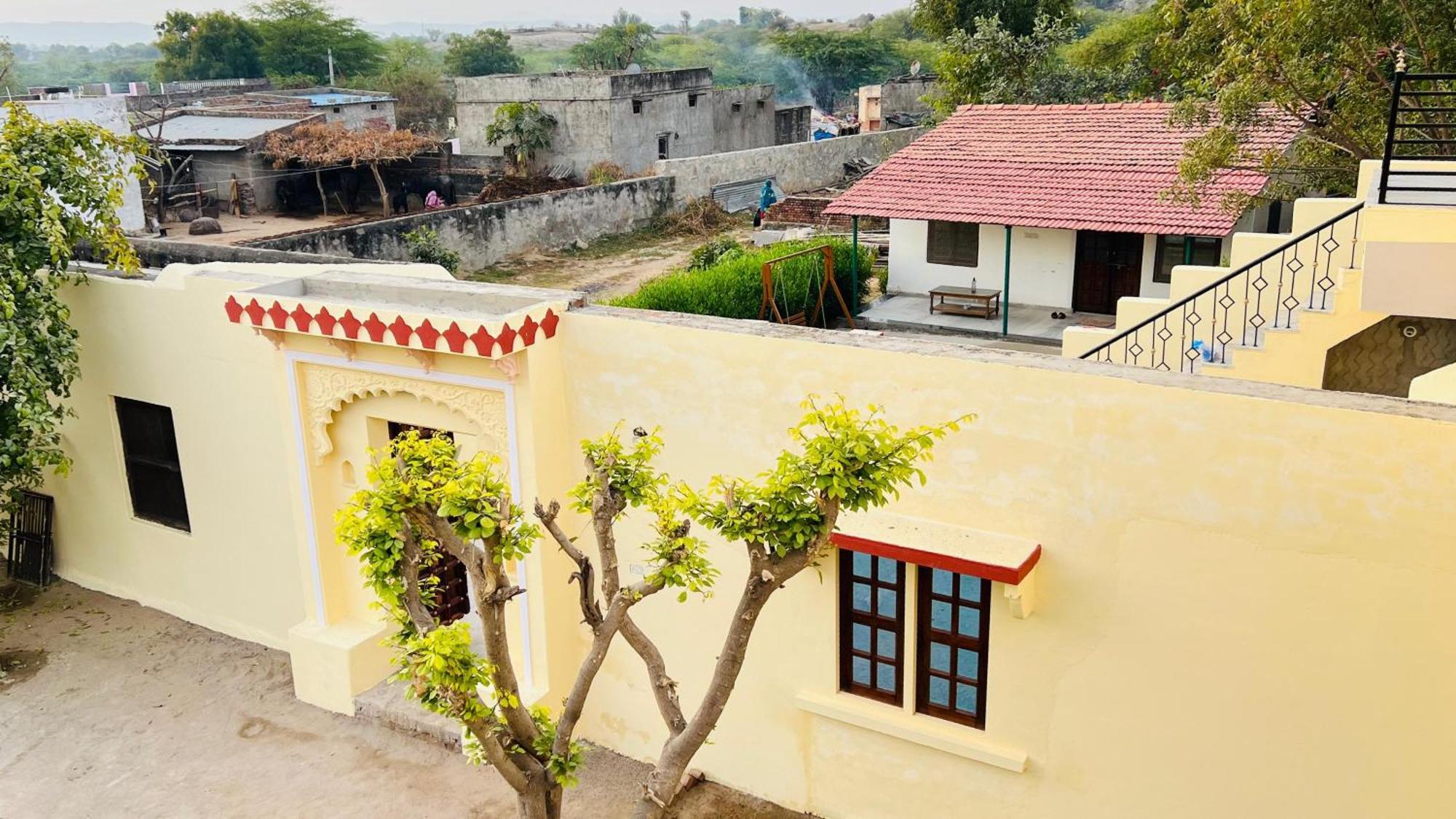 Jawai Balwant Villas Bijapur  Buitenkant foto